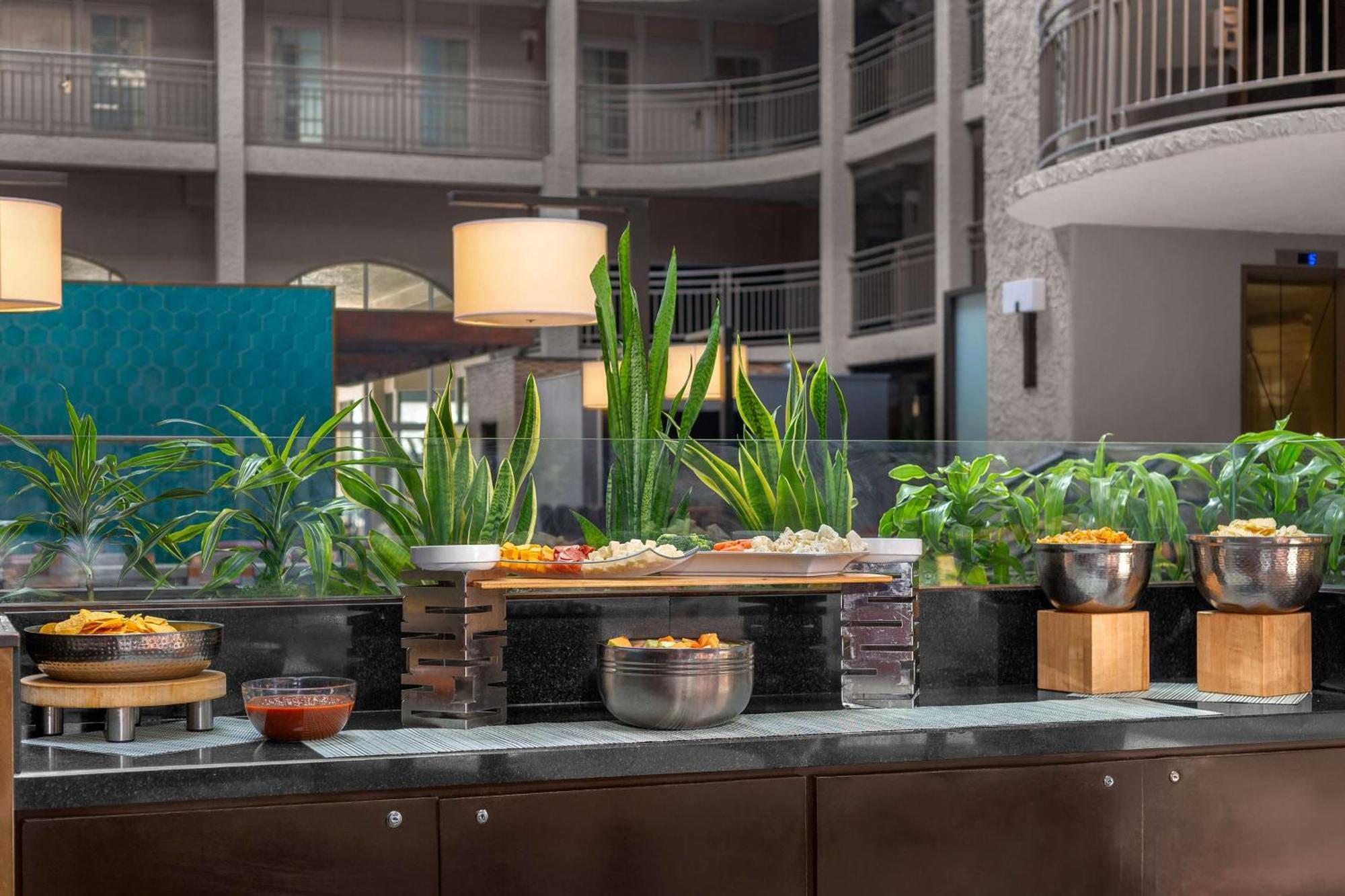 Embassy Suites By Hilton El Paso Eksteriør billede